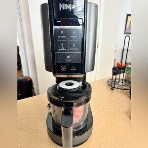 Black Ice Cream Maker